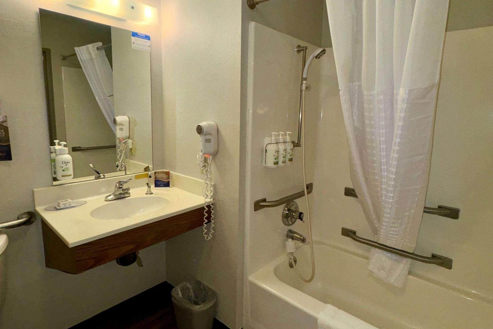 Baymont By Wyndham Lodge *