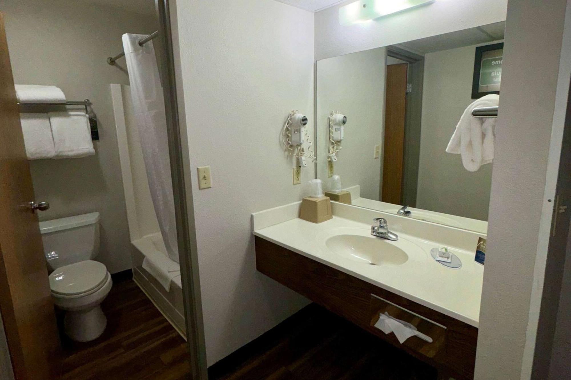 Lodge Econo Missoula
